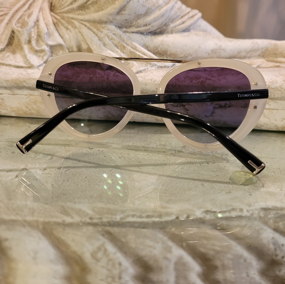 Tiffany & Company TF4147 Modified Aviator Sunglasses NA # 430 - Picture 11 of 17